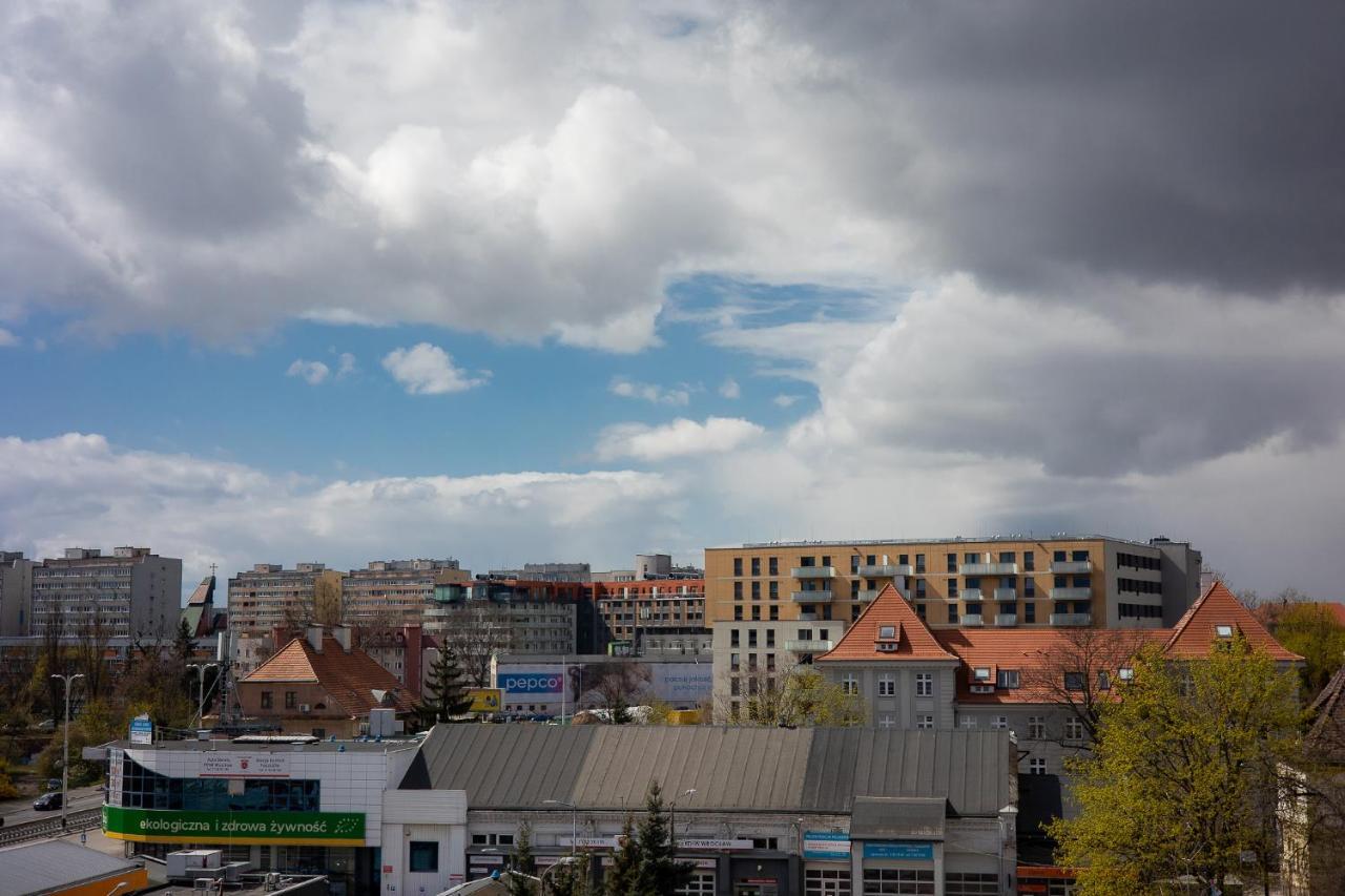 Apartamenty City View Od Wroclawapartament-Pl Bagian luar foto